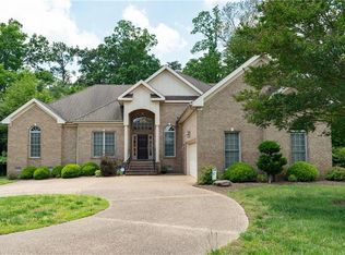 5326 Marsh Landing Ln, Suffolk, VA 23435