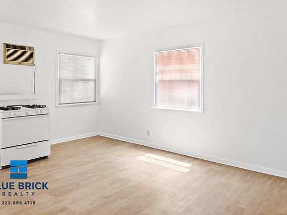 5th image of 12805 Vanowen St APT 3