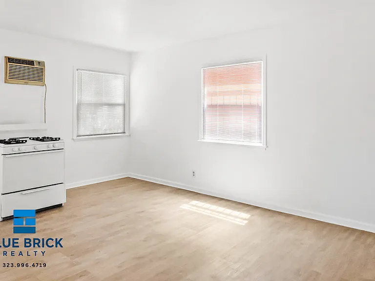12805 Vanowen St #3 — Photo 1