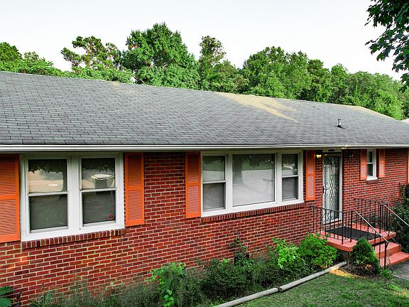 2nd image of 953 King Ave