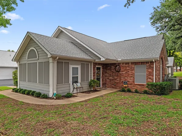 944 Bridges Dr, Arlington, TX 76012