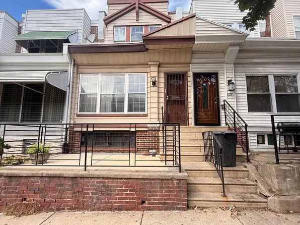 6233 Pine St, Philadelphia, PA 19143