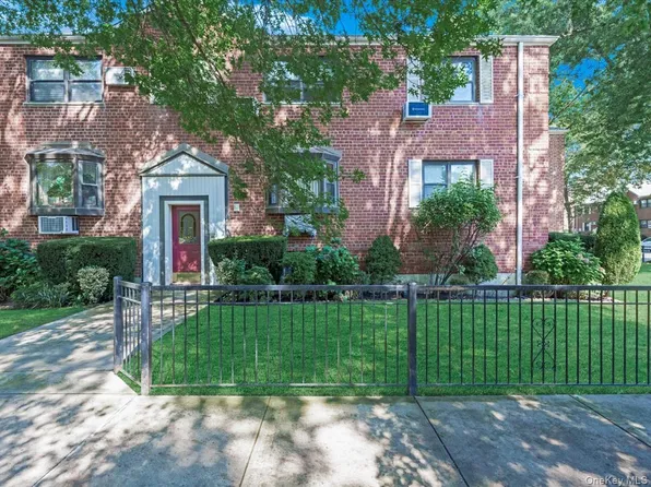 84-33 Shore Parkway #2, Howard Beach, NY 11414