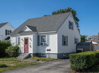 386 Vinton St, Manchester, NH 03103