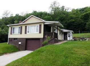 317 Sterling Ave, Nanty Glo, PA 15943