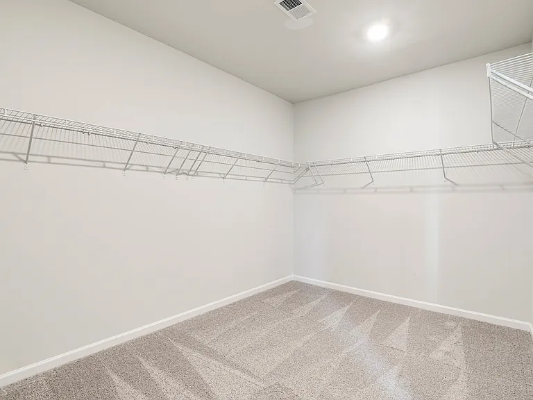 360 Caledonia Ct — Photo 28