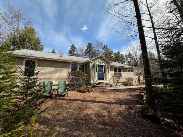 56 Glenwood Drive, Springfield, NH 03284