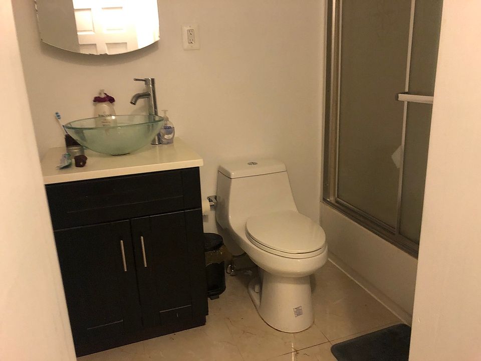 1st image of 21-52 41st St