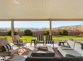 2948 E Slick Rock Rd, Washington, UT 84780