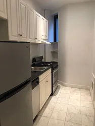 Rented by Salon Realty Corp