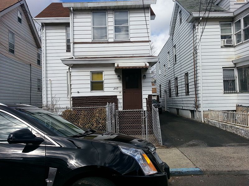 1st image of 247 Vermont Ave