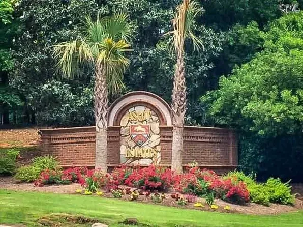 288 Canterwood Rd, Irmo, SC 29063