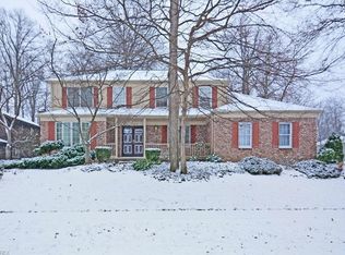 16555 N White Oaks Dr, Strongsville, OH