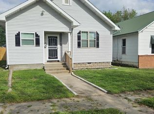 613 8th Street, Monett, MO 65708