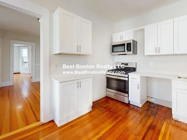 16R Warren Ave APT 4, Somerville, MA 02143