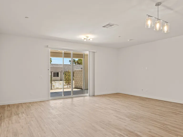 49120 Cochran Dr — Photo 3