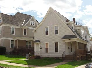 965 Nevada St, Dubuque, IA 52001