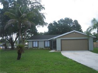 18481 Sandy Cove Dr, Fort Myers, FL 33967