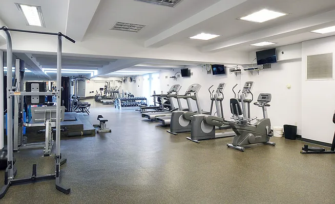 Rented by Bond New York | media 7