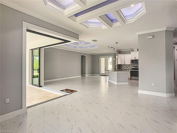 4th image of 1303 SW 28th Ter