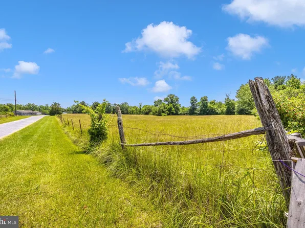 Shinham Rd, Hagerstown, MD 21740