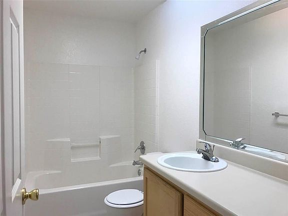 4th image of 4416 Bobbie Ann Dr