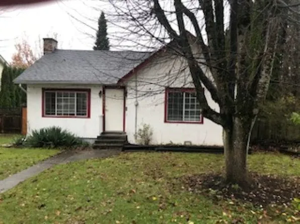 33935 Pine St, Abbotsford, BC V2S 2P4