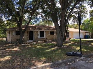 2500 Old Brook Ln, San Antonio, TX 78230