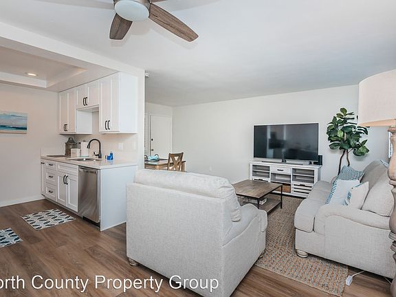4th image of 3985 Riviera Dr Unit C