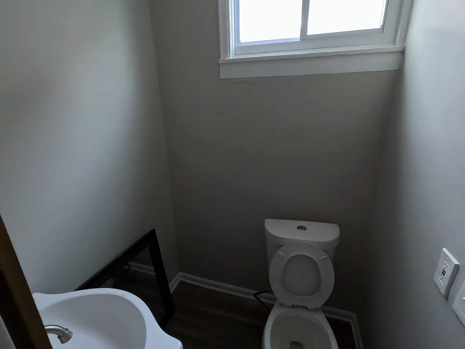 3 bed, 1.5 bath, 1300 sqft, $1,350 — Photo 4