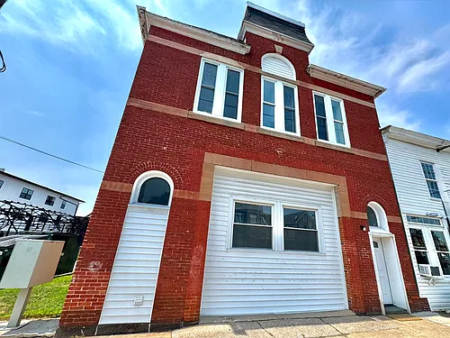 118 E Chestnut St #7 Photo 1 118 E Chestnut St #7 Photo 1