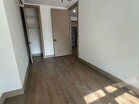 5th image of 419 E 135th St #1A