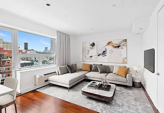 2nd image of 129 Metropolitan Ave APT 6A