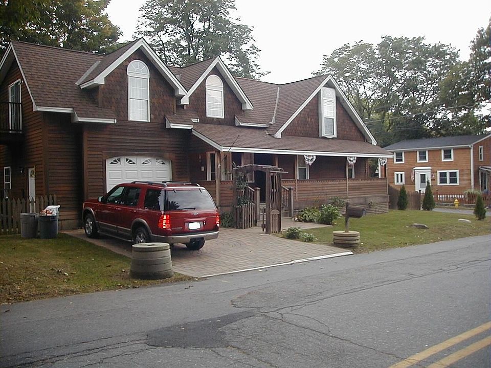 Front, Farmer's Porch