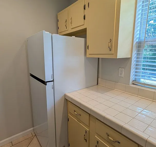 120 Pershing Rd — Photo 7
