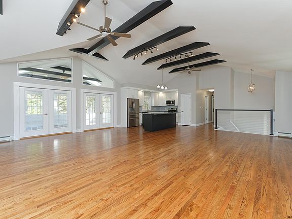 3rd image of 1 Southwood Dr