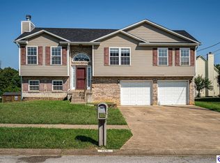 125 Westbourne Ct, Radcliff, KY 40160