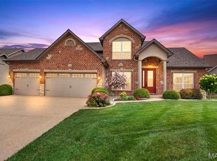 2218 Homefield Grove Dr, O'Fallon, MO 63366