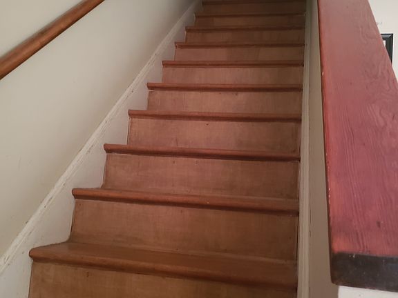 2nd image of 21 Dorsey Ln