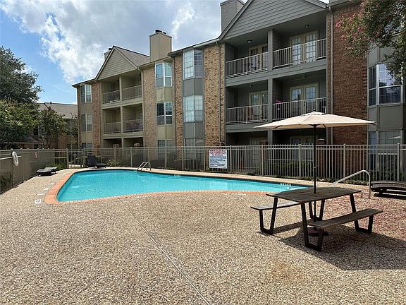 2nd image of 11201 Lynbrook Dr APT 3811