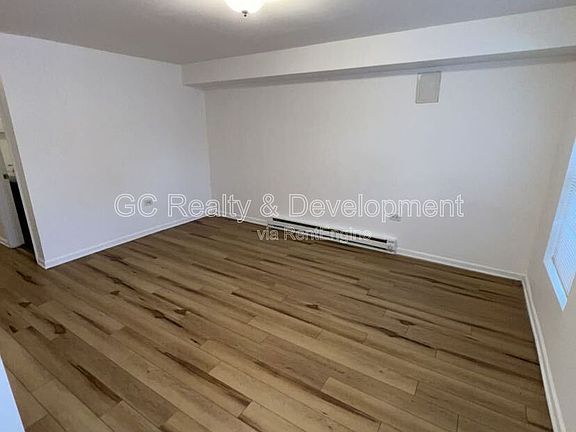 5th image of 915 N Monticello Ave #B