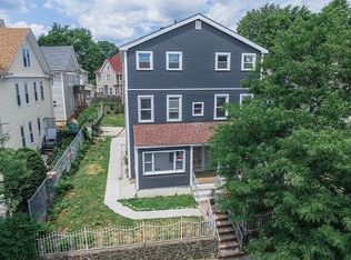 75 Linden St, Holyoke, MA 01040