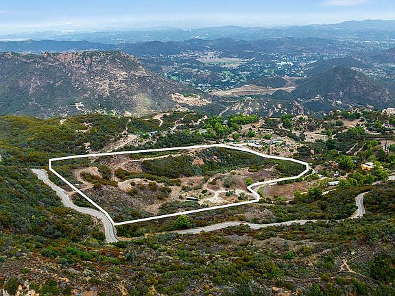 4th image of 14613 Yerba Buena Rd