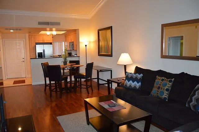 Meridian Upgraded Top Floor 1 Bed | 1 Bath Unit (Vinyl Flooring in Bedroom Area) — Photo 4