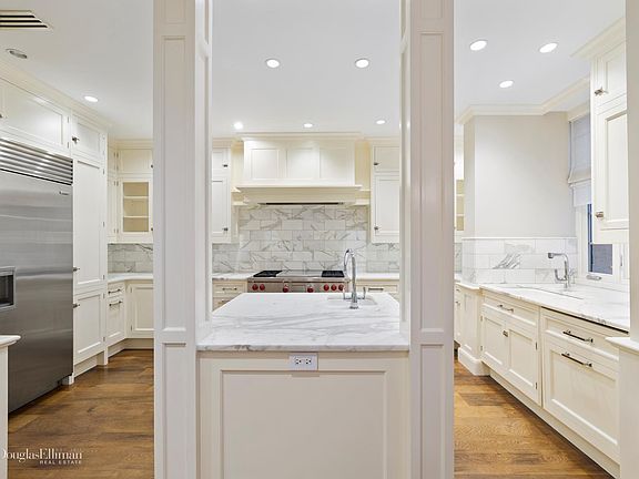 5th image of 875 Park Ave APT 1A