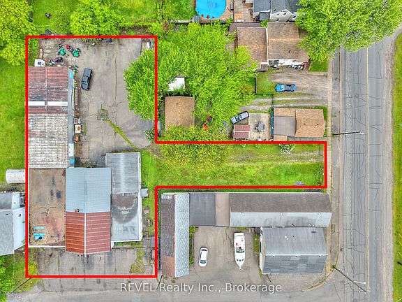 3rd image of 23 Amelia St