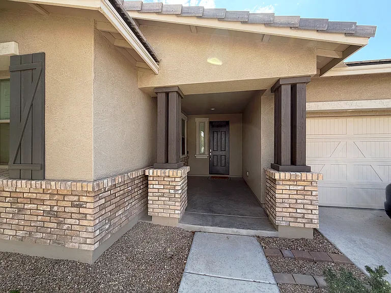 FRONT OF HOUSE