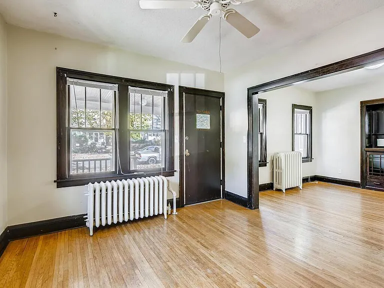 1698 Hewitt Ave #5 — Photo 1