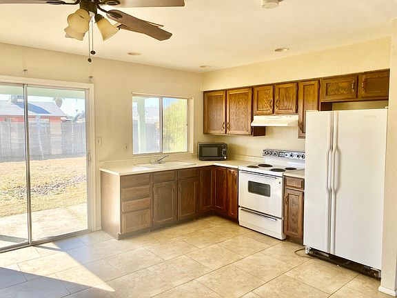 Open kitchen