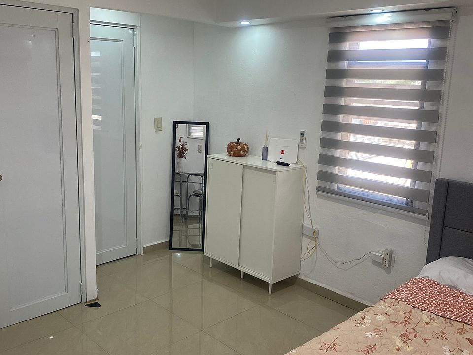 1st image of 1752 Calle 28 #4-S0